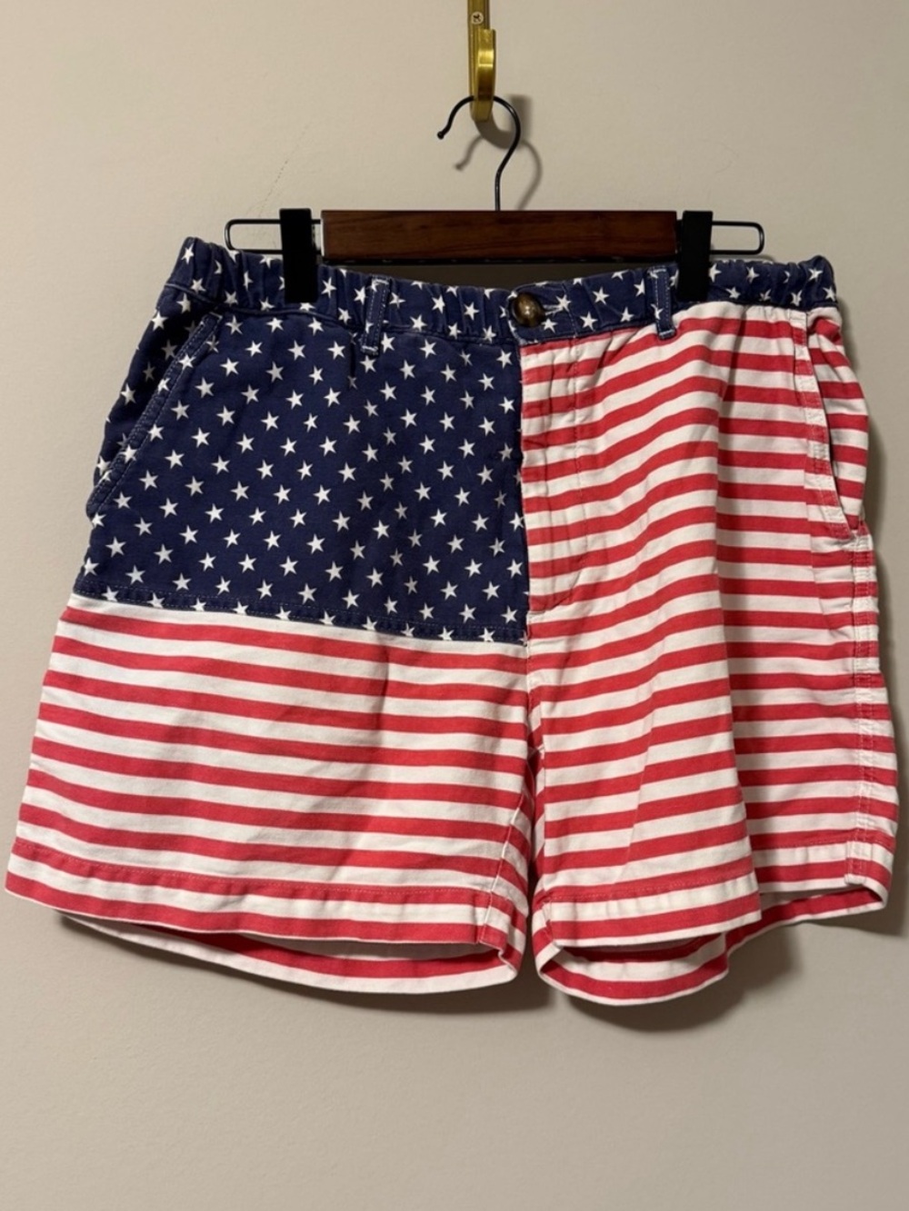 Chubbies Men's 'Mericas Shorts
Medium Stars & Stripes
Patriotic 4th Of July Fit